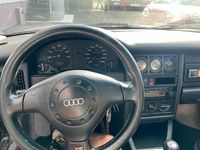 Second-hand Audi 80 116 CP (85 kW) 1994 Roșu Berlinǎ