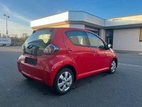 Gebraucht Toyota Aygo Cool 68 PS (50 kW) 2013 Rot Kleinwagen