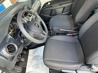 Second-hand VW up! Basis 65 CP (47 kW) 2021 Alb Hatchback