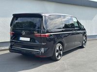 Gebraucht VW Multivan Style 150 PS (110 kW) 2023 Deep black perleffekt Van
