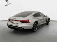 Gebraucht Audi e-tron GT quattro Sport 439 kW (598 PS) 2021 Florettsilber metallic Limousine