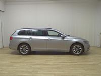 Gebraucht VW Passat Pro 150 PS (110 kW) 2022 Silber Kombi