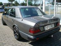 gebraucht Mercedes E230 Elegance , kein Rost ,H Kennz.