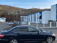 Gebraucht Mercedes E350 Elegance 231 PS (169 kW) 2010 Blau Limousine