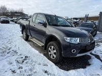 Gebraucht Mitsubishi L200 Invite 136 PS (100 kW) 2012 Grau Pickup