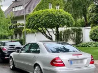 Second-hand Mercedes E200 Avantgarde 163 CP (119 kW) 2005 Argintiu Berlinǎ