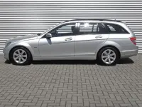 Gebraucht Mercedes C220 170 PS (125 kW) 2010 Silber (metallic) Kombi