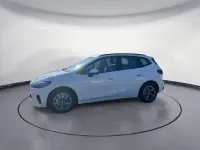 Gebraucht BMW 220 Active Tourer 170 PS (125 kW) 2025 Weiß Van / Kleinbus