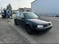 Second-hand VW Golf IV 100 CP (73 kW) 2002 Negru Hatchback
