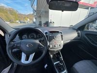 Gebraucht Kia ProCeed 90 PS (66 kW) 2010 Schwarz Kleinwagen