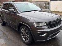 Gebraucht Jeep Grand Cherokee 250 PS (183 kW) 2019 Grau SUV