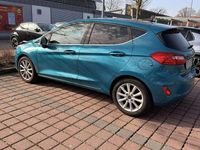 Gebraucht Ford Fiesta Cool & Connect 101 PS (74 kW) 2017 Limousine
