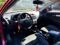 Używany Kia Ceed 143 KM (105 kW) 2008 Czerwony Hatchback