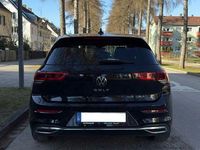 Gebraucht VW Golf VII Life 150 PS (110 kW) 2021 Schwarz Kleinwagen