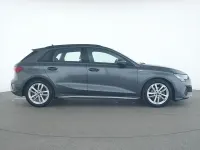 Gebraucht Audi A3 S-Line 150 PS (110 kW) 2023 Daytonagrau perleffekt Limousine
