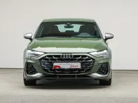 Gebraucht Audi S3 Ambiente 333 PS (244 kW) 2025 Distriktgrün metallic (metallic) Limousine