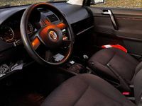 Gebraucht VW Polo 64 PS (47 kW) 2004 Grau Kleinwagen