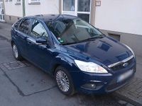 Gebraucht Ford Focus 105 PS (77 kW) 2011 Blau Limousine