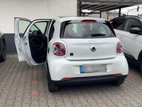 Gebraucht Smart ForFour Electric Drive 60 kW (82 PS) 2021 Weiß Kleinwagen