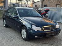 Gebraucht Mercedes C180 129 PS (94 kW) 2001 Blau Limousine