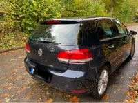 Gebraucht VW Golf VI Style 122 PS (89 kW) 2011 Schwarz Kleinwagen