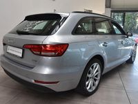 Gebraucht Audi A4 Basis 150 PS (110 kW) 2017 Silber Kombi