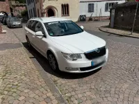 Gebraucht Skoda Superb 170 PS (125 kW) 2012 Weiß Kombi