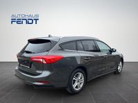 Gebraucht Ford Focus 120 PS (88 kW) 2021 Grau Kombi
