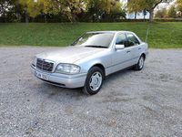 Gebraucht Mercedes C220 Elegance 150 PS (110 kW) 1994 Silber Limousine