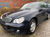 Gebraucht Mercedes C180 143 PS (105 kW) 2005 Blau Limousine