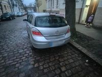 Gebraucht Opel Astra 115 PS (84 kW) 2004 Silber Kleinwagen