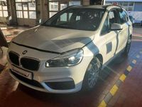 Gebraucht BMW 218 150 PS (110 kW) 2017 Mineralweiss Van / Kleinbus