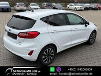 Gebraucht Ford Fiesta Titanium 125 PS (91 kW) 2022 Weiß Kleinwagen