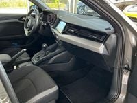 Gebraucht Audi A1 Sportback Ambiente 200 PS (147 kW) 2019 Grau Kleinwagen