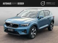 Używany Volvo XC40 Core 163 KM (119 kW) 2024 Niebieski SUV