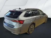 Gebraucht Skoda Octavia Tour 150 PS (110 kW) 2025 Graphitegrau metallic Kombi