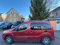 Gebraucht Peugeot Partner Tepee Family 109 PS (80 kW) 2008 Rot Van / Kleinbus
