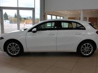 Gebraucht Mercedes A250 160 PS (117 kW) 2022 Weiß Limousine