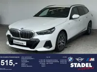 Gebraucht BMW 540 M Sport 286 PS (210 kW) 2025 Mineralweiss metallic Kombi
