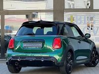 Gebraucht Mini Cooper Clubman Classic 136 PS (100 kW) 2023 Grün Kombi