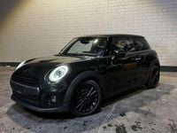 Gebraucht Mini John Cooper Works 136 PS (100 kW) 2019 Midnight black metallic Kleinwagen