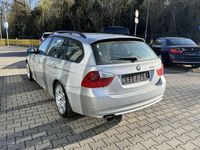 Gebraucht BMW 320 150 PS (110 kW) 2006 Silber Kombi