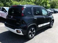Neu Fiat Panda Cross Cross 65 PS (47 kW) 2026 Cinema schwarz cinema schwarz Kleinwagen