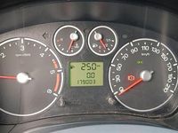 Usado Ford Transit Connect 75 HP (55 kW) 2011 Branco Monovolume