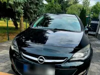 Gebraucht Opel Astra 120 PS (88 kW) 2015 Grün Kombi