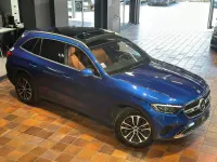 Gebraucht Mercedes GLC220 Avantgarde 197 PS (144 kW) 2023 Blau SUV