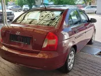 Gebraucht Hyundai Accent 97 PS (71 kW) 2007 Rot Limousine