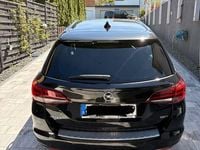Usata Opel Astra Dynamic 110 CV (80 kW) 2017 Nero Station wagon