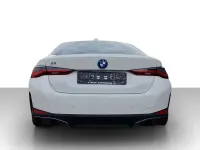 Gebraucht BMW i4 250 kW (340 PS) 2023 Weiß Limousine