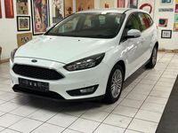 Gebraucht Ford Focus Cool & Connect 125 PS (91 kW) 2018 Weiß Limousine